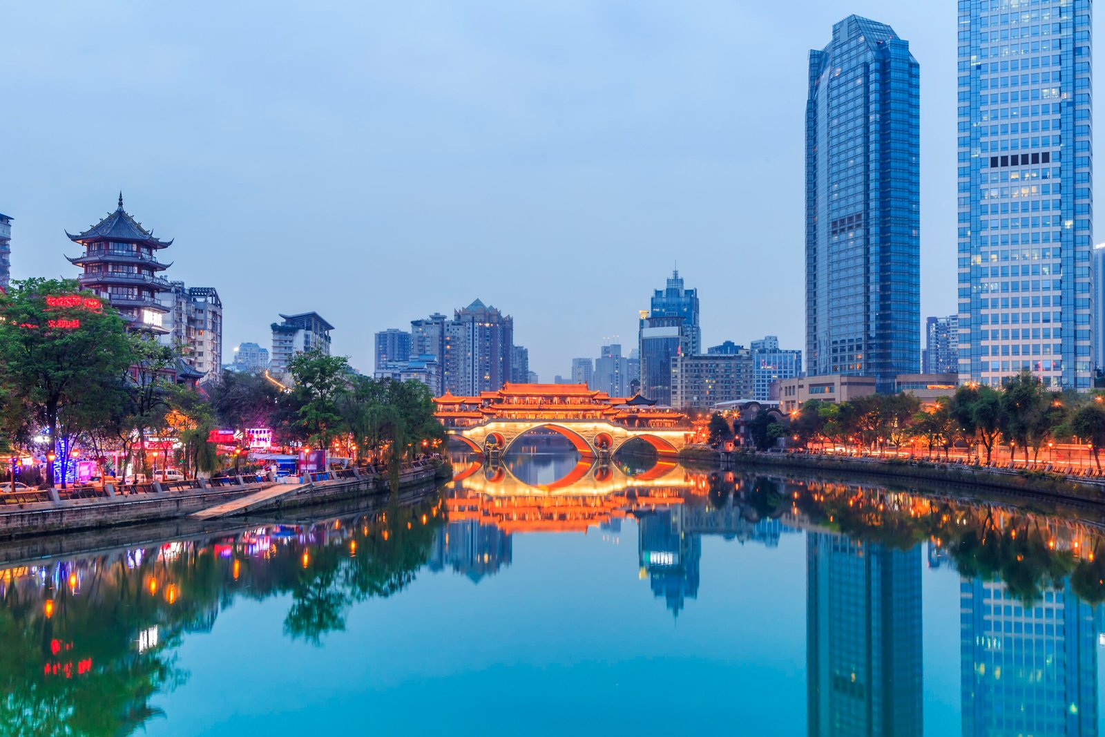Chengdu city river and skyline