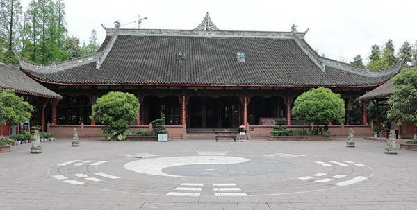 Traditional Taoist architecture at Qingyang Palace in Chengdu