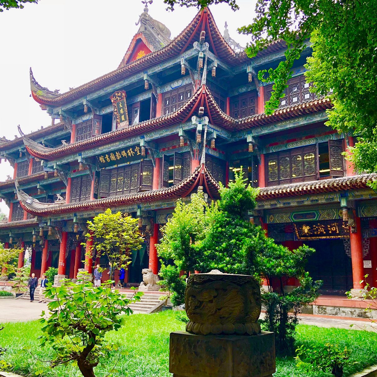 Sichuan food and local Chengdu life